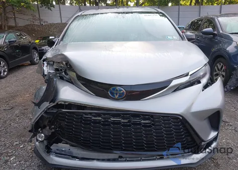 2021 Toyota Sienna Xse from USA, damaged, VIN 5TDDSKFC1MS026604